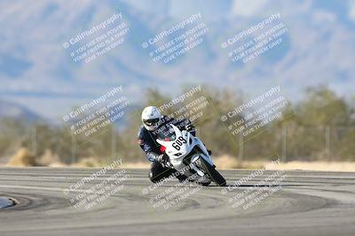 media/Dec-07-2025-CVMA (Sun) [[3e7d2de5dc]]/Race 12- Formula 40 MW and LW/